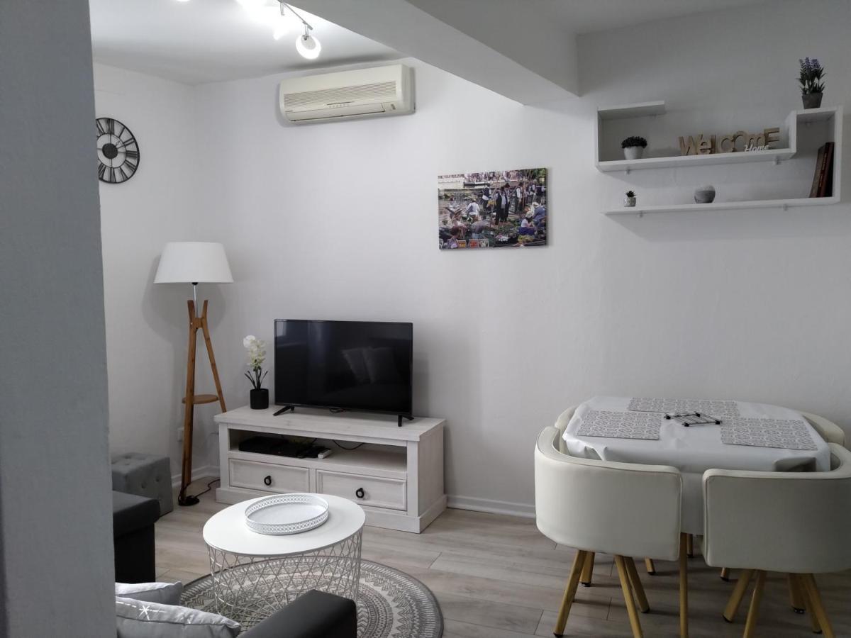 Apartmán Flots De L Isle LʼIsle-sur-la-Sorgue Exteriér fotografie